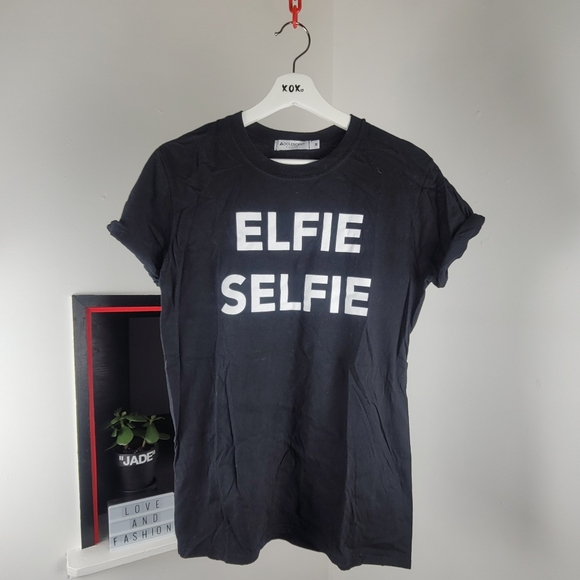 Adolescent Elfie Selfie Tee - Picture 1 of 2